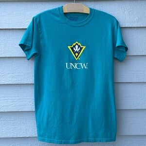 UNCW SEAHAWKS Teal T-shirt SS Size Small